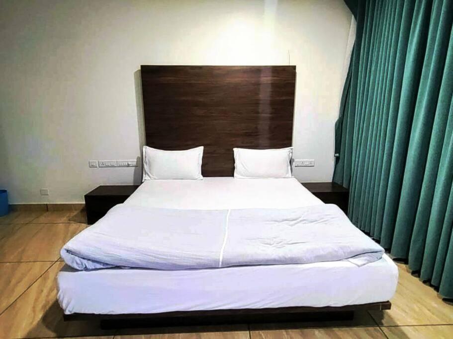 7Bhk Hill Villa Mount Abu Exterior photo